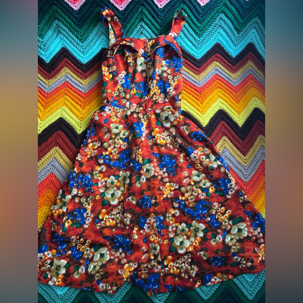Vintage 1970s Dash About Orange Floral Summer Dress with Built in Bra